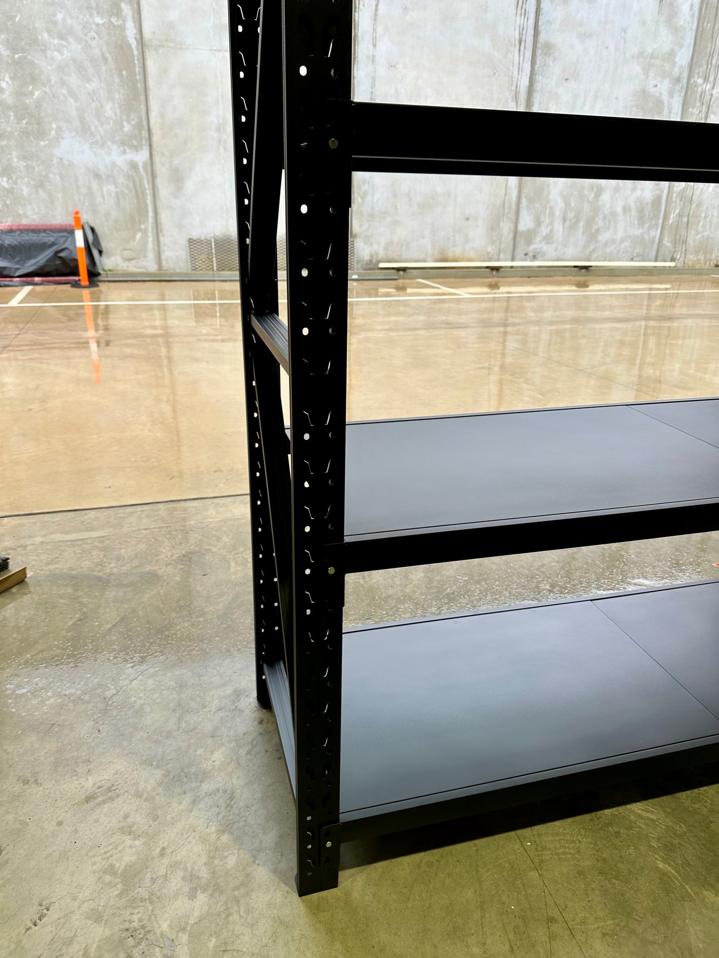 Heavy-Duty Black Shelving Unit - 800kg Capacity, Easy Assembly, Garage Storage